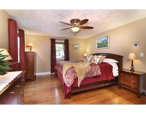 35 Richards Rd, Reading, MA 01867 photo 8