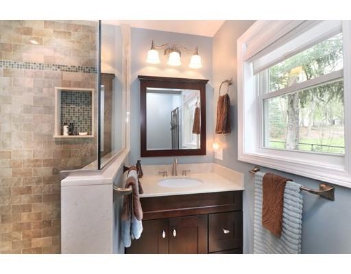 35 Richards Rd, Reading, MA 01867 photo 12