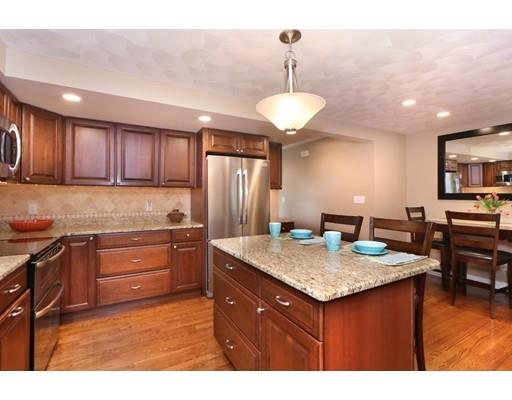 35 Richards Rd, Reading, MA 01867 photo 5
