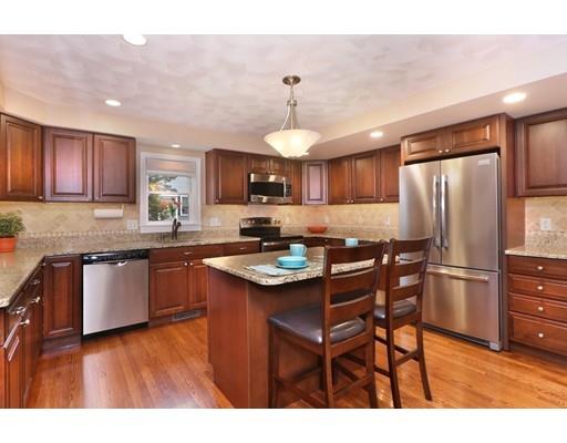 35 Richards Rd, Reading, MA 01867 photo 3
