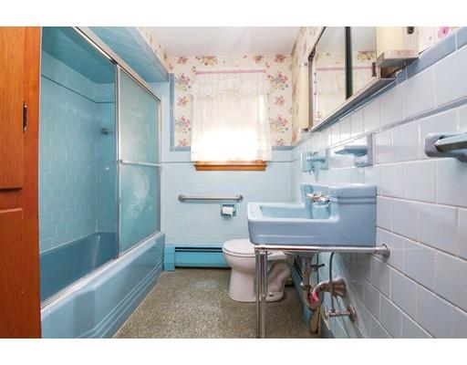 19 Broad St, Danvers, MA 01923 photo 7