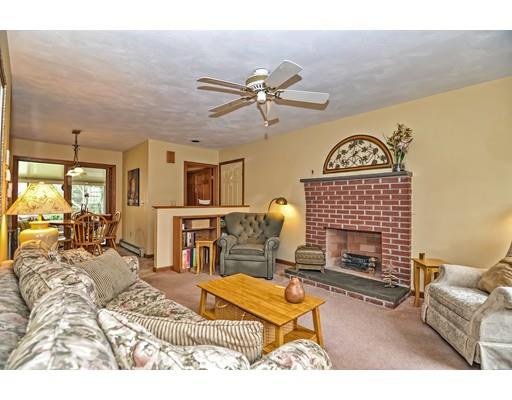 6 Crestview Dr, Mendon, MA 01756 photo 6