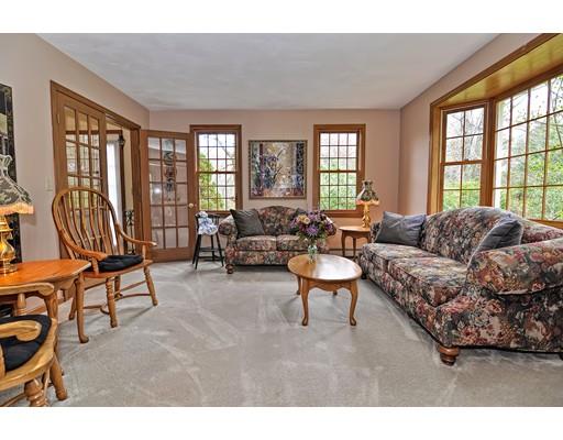 6 Crestview Dr, Mendon, MA 01756 photo 11