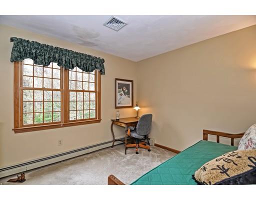 6 Crestview Dr, Mendon, MA 01756 photo 18