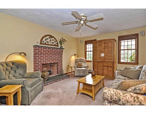 6 Crestview Dr, Mendon, MA 01756 photo 7