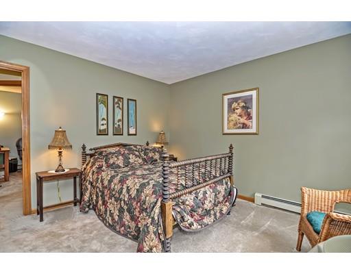 6 Crestview Dr, Mendon, MA 01756 photo 24