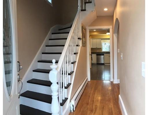 12 Rust St, Lynn, MA 01902 photo 2