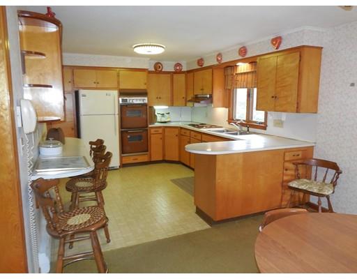 8 Westview Ter, Easthampton, MA 01027 photo 10