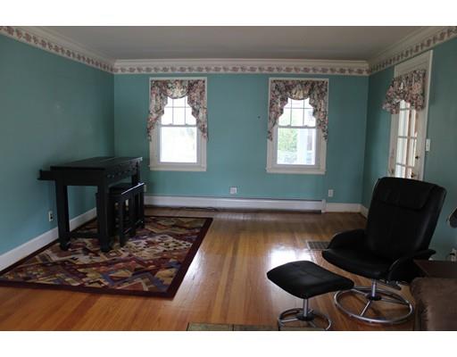 79 Silver St, Greenfield, MA 01301 photo 9