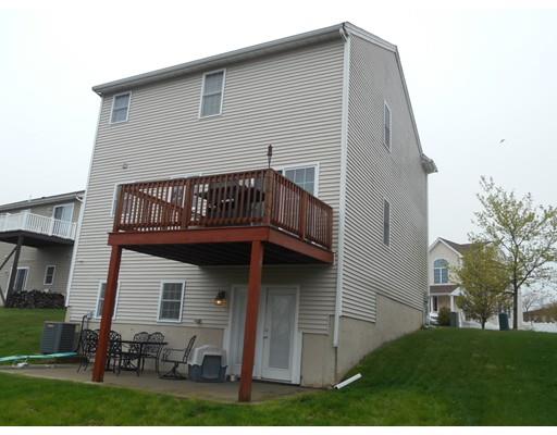 589 Detroit St, Fall River, MA 02721 photo 4