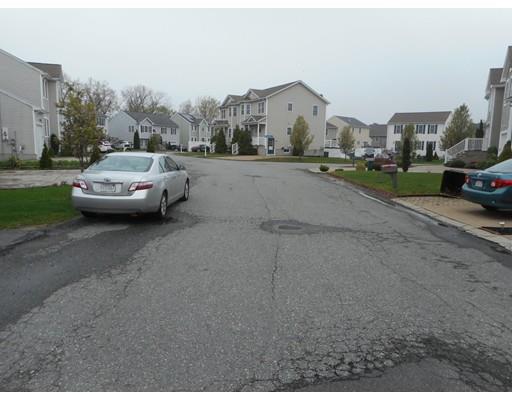 589 Detroit St, Fall River, MA 02721 photo 6
