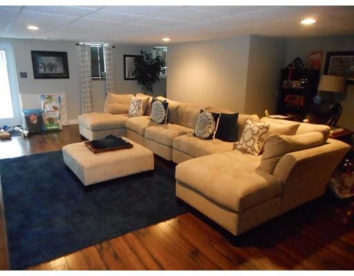 589 Detroit St, Fall River, MA 02721 photo 17