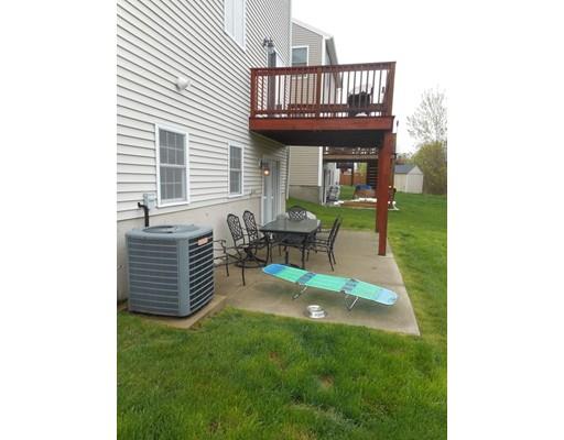 589 Detroit St, Fall River, MA 02721 photo 5
