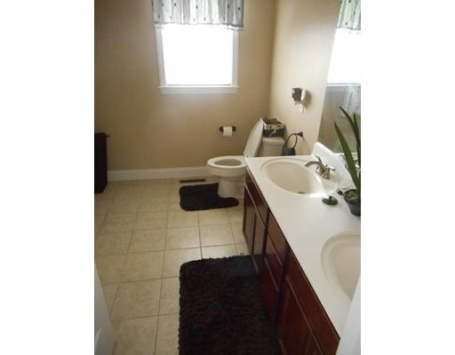 589 Detroit St, Fall River, MA 02721 photo 16