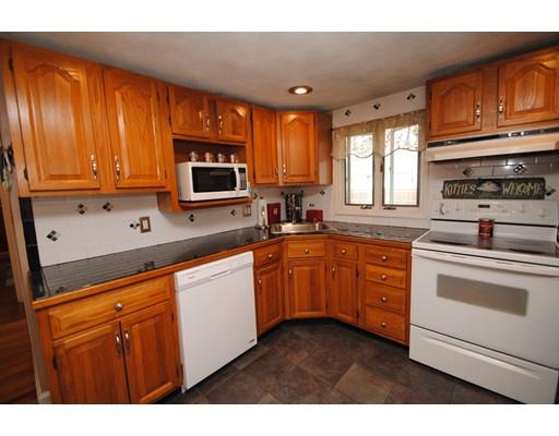 43 Vesey Rd, Randolph, MA 02368 photo 2
