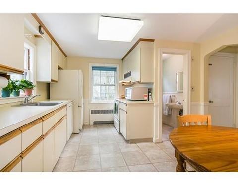 43 Kenney St, Needham, MA 02492 photo 11
