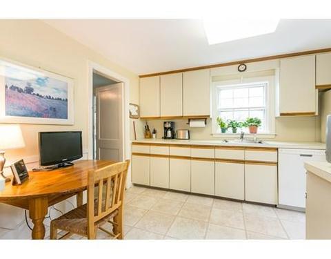 43 Kenney St, Needham, MA 02492 photo 10