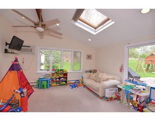 72 Donna Rd, Framingham, MA 01701 photo 20