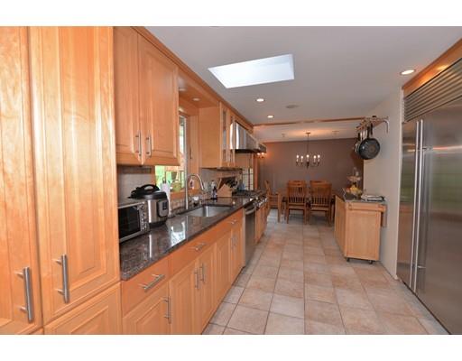 72 Donna Rd, Framingham, MA 01701 photo 12