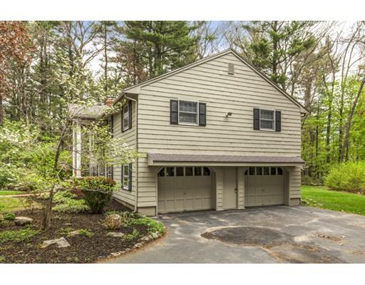 47 Colonial Dr, Reading, MA 01867 photo 3