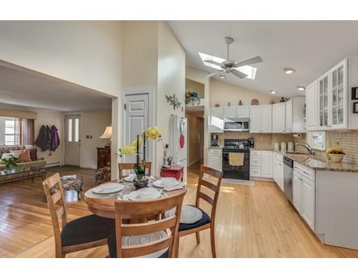 570 Franklin St, Reading, MA 01867 photo 14