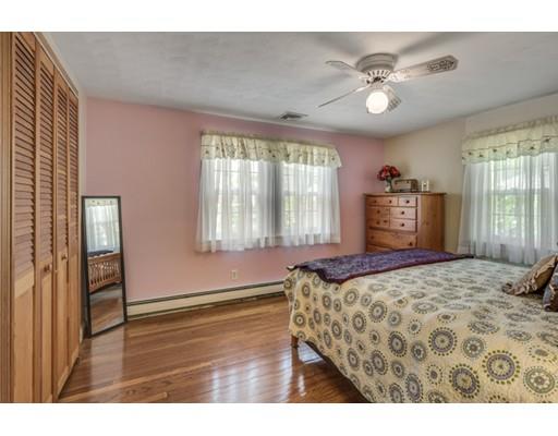 570 Franklin St, Reading, MA 01867 photo 20