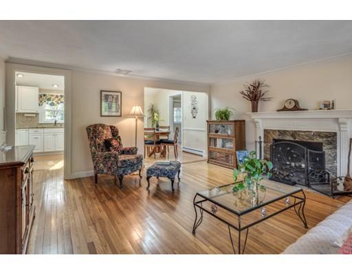 570 Franklin St, Reading, MA 01867 photo 8