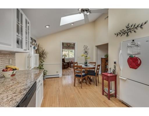 570 Franklin St, Reading, MA 01867 photo 16