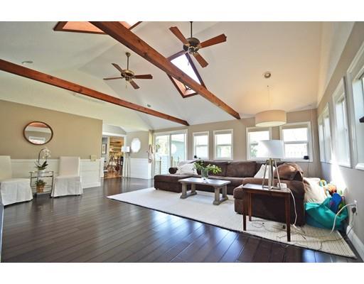 77 Greensboro Rd, Dedham, MA 02026 photo 2