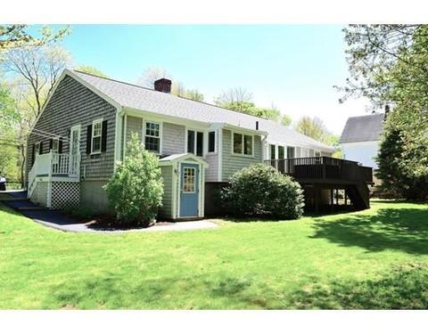 271 Central St, Hingham, MA 02043 photo 4