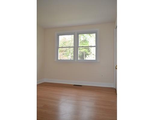 8 Blossom Rd, Windham, NH 03087 photo 11