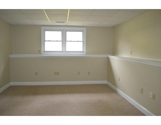 8 Blossom Rd, Windham, NH 03087 photo 17