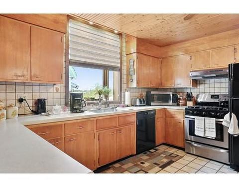 33 Westover St, Everett, MA 02149 photo 8