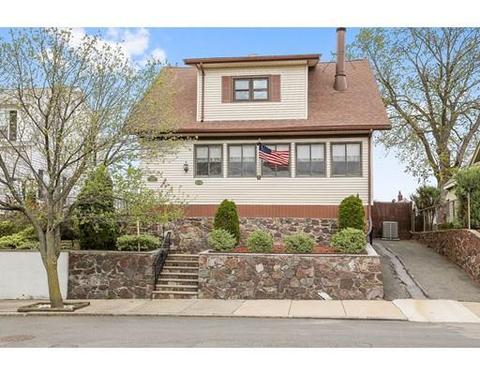 33 Westover St, Everett, MA 02149 photo 2