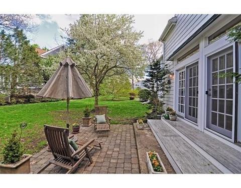 106 Parish Rd, Needham, MA 02494 photo 27