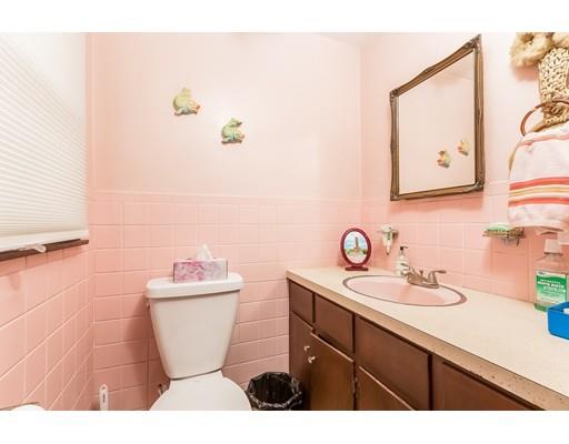 19 Pilgrim Rd, Lawrence, MA 01843 photo 9