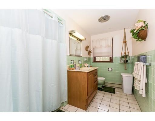 19 Pilgrim Rd, Lawrence, MA 01843 photo 13