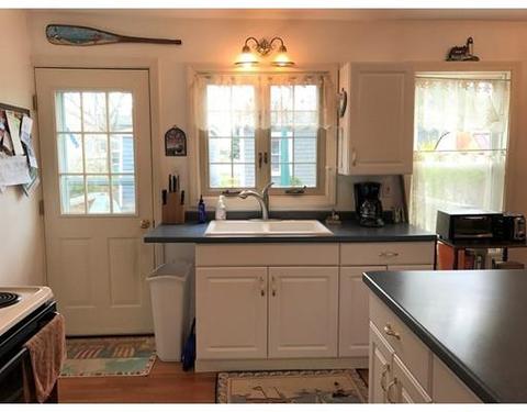 19 Mason St, Wareham, MA 02571 photo 5
