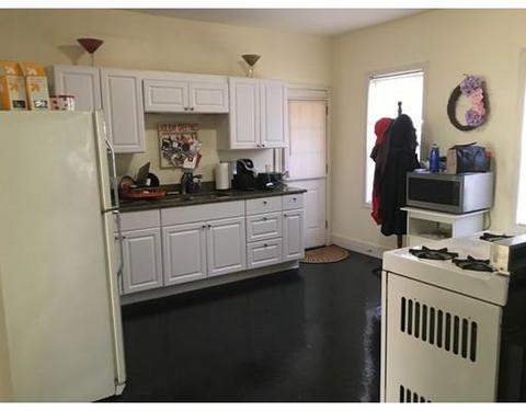 3 Bourne St, Worcester, MA 01604 photo 4