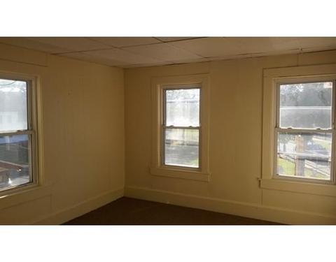 63 Oak St, Springfield, MA 01109 photo 12