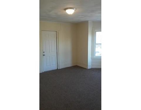 63 Oak St, Springfield, MA 01109 photo 17