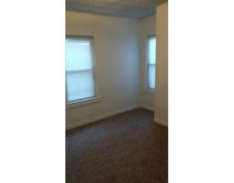63 Oak St, Springfield, MA 01109 photo 8