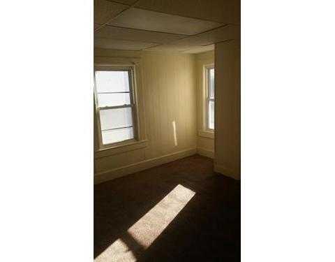 63 Oak St, Springfield, MA 01109 photo 16