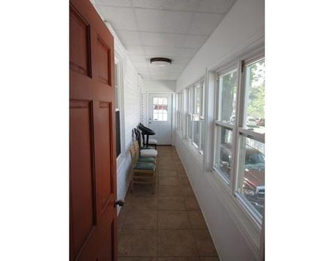 9 Earle St, Worcester, MA 01605 photo 14