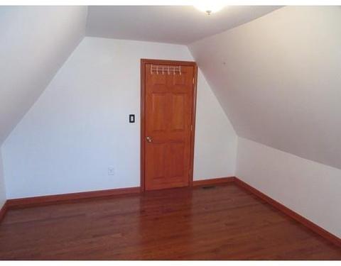 9 Earle St, Worcester, MA 01605 photo 22