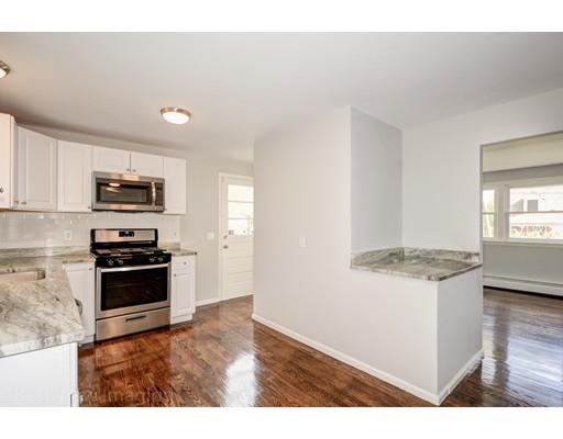 25 Crest Cir, Worcester, MA 01603 photo 11