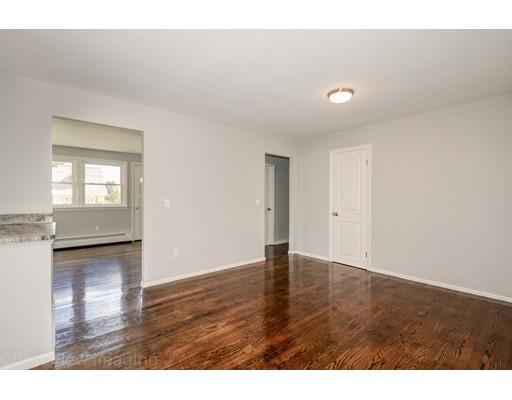 25 Crest Cir, Worcester, MA 01603 photo 8