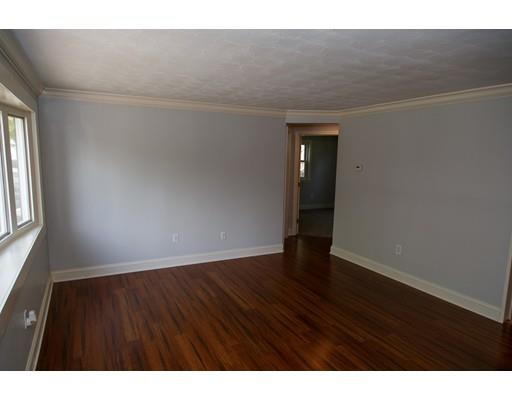 2 Daniel Ter, Peabody, MA 01960 photo 4