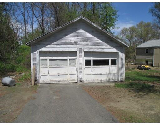 414 Britton St, Chicopee, MA 01020 photo 17