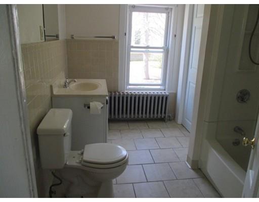414 Britton St, Chicopee, MA 01020 photo 7